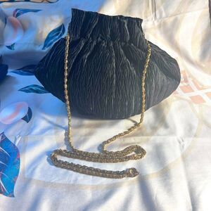 La Regale Black Pleated Clutch/Crossbody Bag - EUC